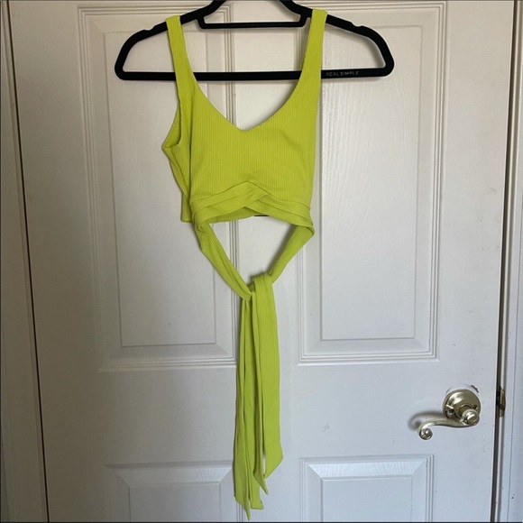ONA l  Neon green workout set - Picture 5 of 5